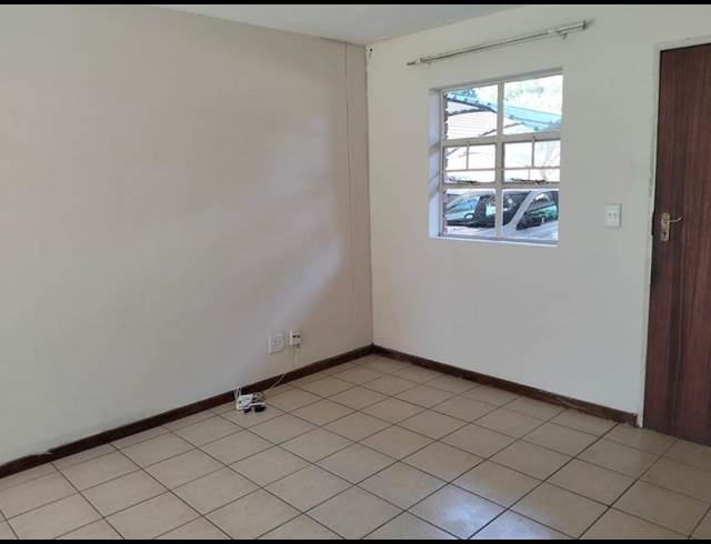 1 BEDROOM PROPERTY TO RENT IN KARENPARK