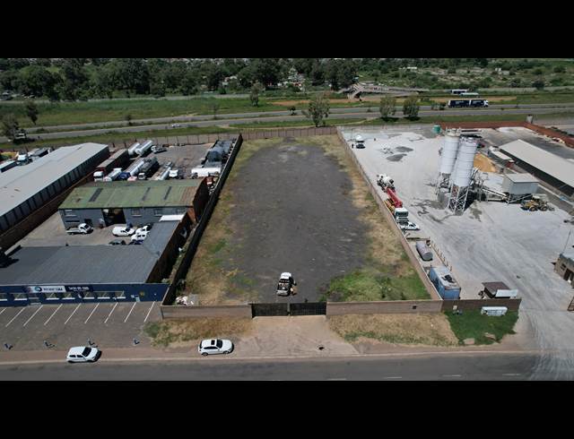 4,289M² INDUSTRIAL YARD TO LET IN ALRODE