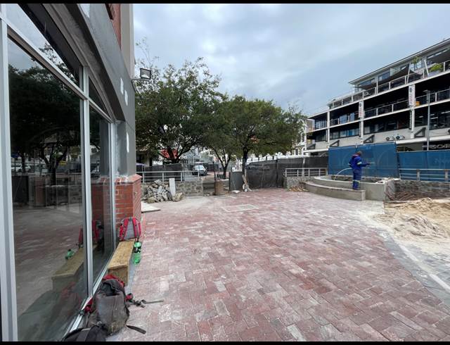 176M² RETAIL TO LET IN GREEN POINT