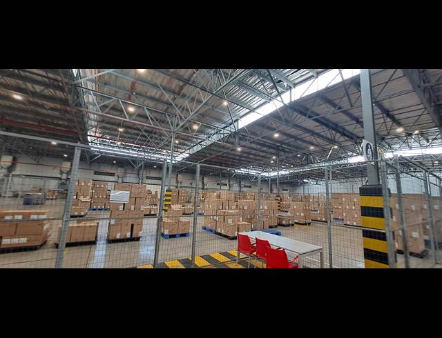 10,000M² WAREHOUSE TO LET IN RIVERHORSE VALLEY