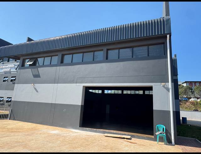 620M² WAREHOUSE TO LET IN BALLITO DISTRICT