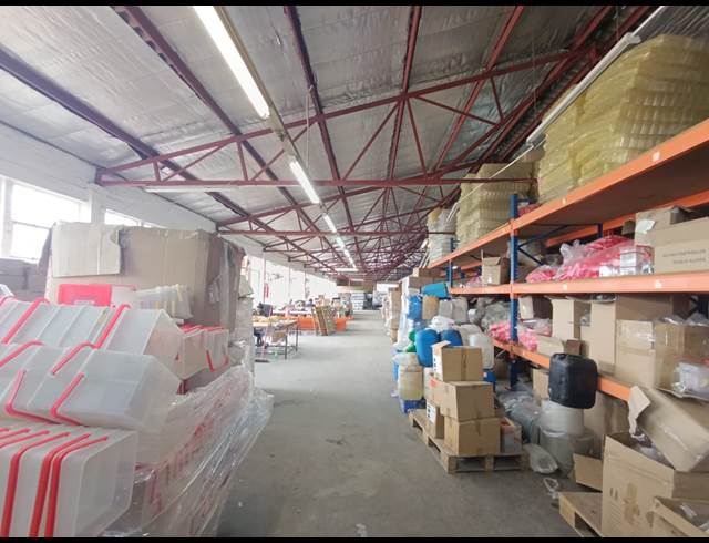 1,061M² WAREHOUSE TO LET IN PINETOWN CENTRAL