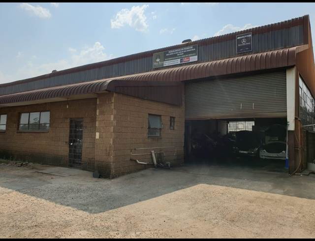 680M² WAREHOUSE TO LET IN WADEVILLE