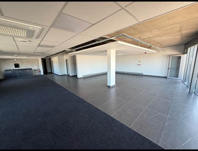 2,945M² WAREHOUSE TO LET IN BLACKHEATH INDUSTRIAL