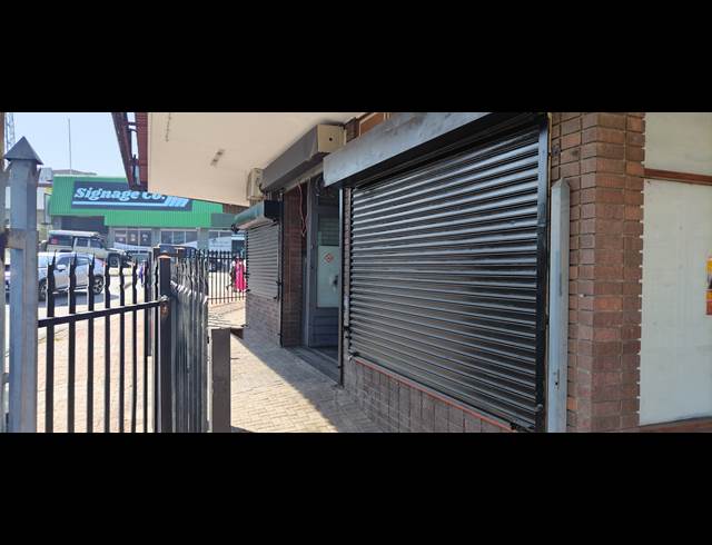 388M² WORKSHOP TO LET IN SONHEUWEL