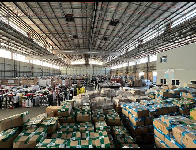 4,626M² WAREHOUSE TO LET IN GOSFORTH PARK