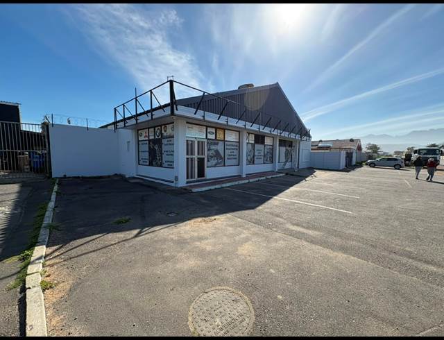 400M² WAREHOUSE TO LET IN ONVERWACHT