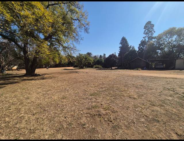 8,769M² VACANT LAND TO LET IN LINBRO PARK