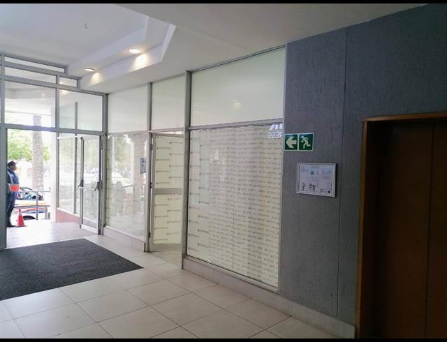 76M² RETAIL TO LET IN DURBANVILLE CENTRAL