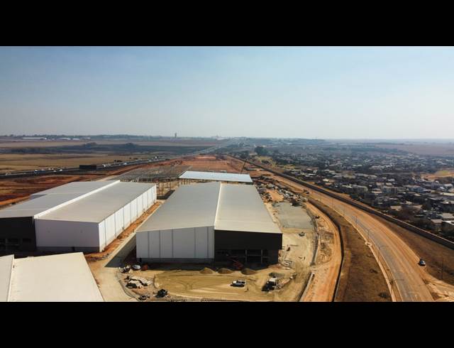 10,727M² WAREHOUSE TO LET IN WITFONTEIN