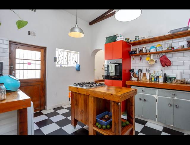 2.5 BEDROOM HOUSE RENTED IN OBSERVATORY
