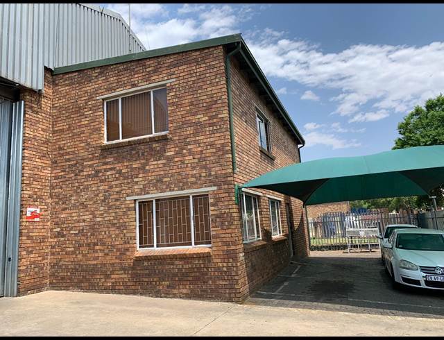 1,200M² WAREHOUSE TO LET IN NEW ERA