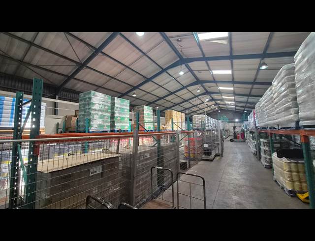 1,545M² WAREHOUSE TO LET IN KILLARNEY GARDENS