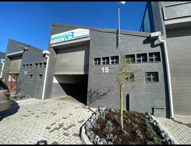 245M² WAREHOUSE RENTED IN EPPING INDUSTRIAL