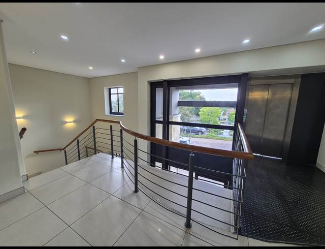 326M² OFFICE TO LET IN SANDTON CENTRAL