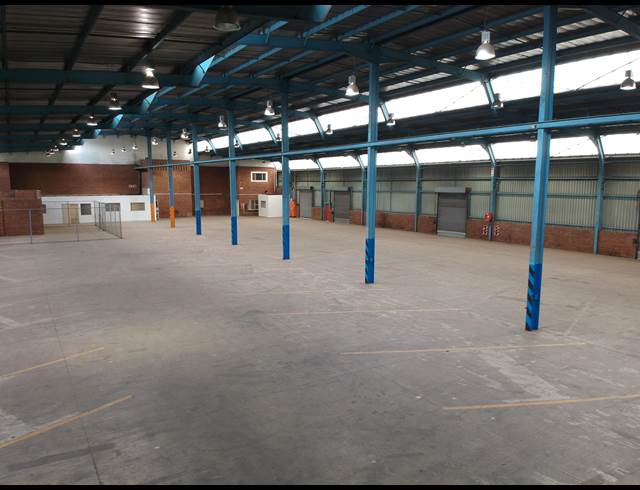3,006M² WAREHOUSE TO LET IN SUNNYROCK