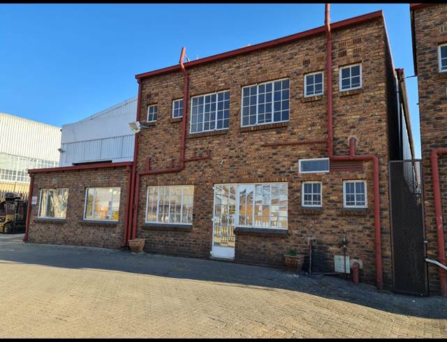 255M² WAREHOUSE RENTED IN WADEVILLE