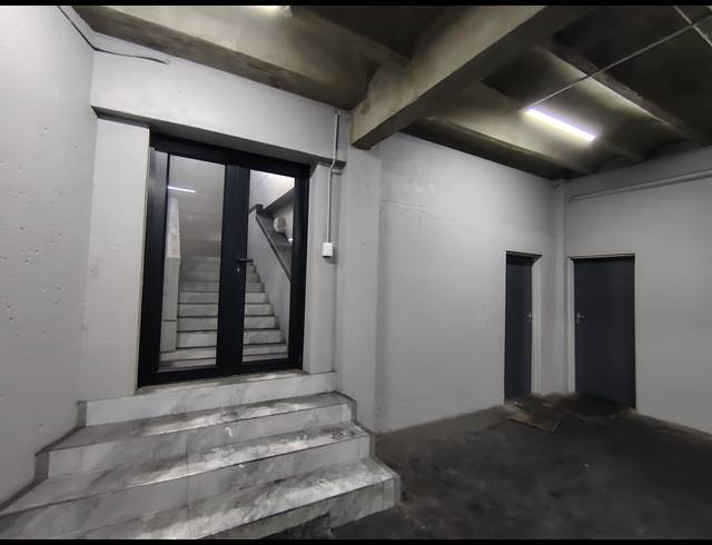 2,700M² WAREHOUSE TO LET IN ALBERTON NORTH