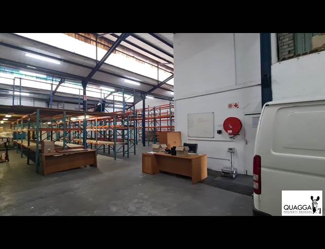 636M² WAREHOUSE TO LET IN DIEP RIVER
