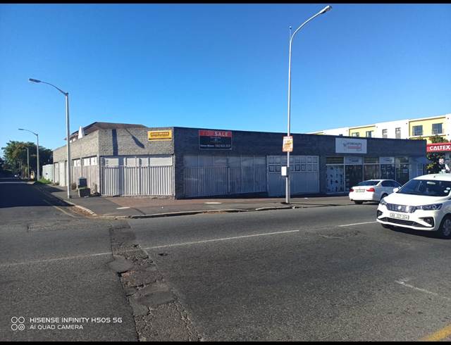 1,047M² SHOWROOM TO LET IN DIEP RIVER