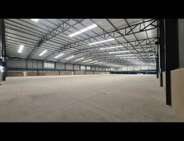 7,000M² WAREHOUSE TO LET IN ANDERBOLT