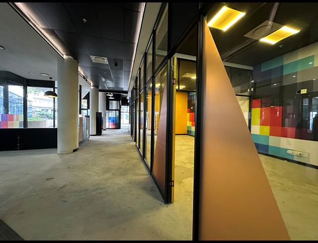 302M² RETAIL TO LET IN MORNINGSIDE