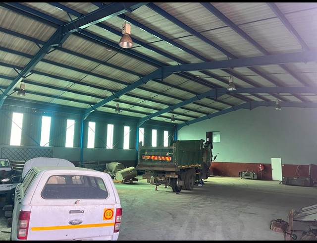 5,500M² INDUSTRIAL YARD TO LET IN MOREHILL