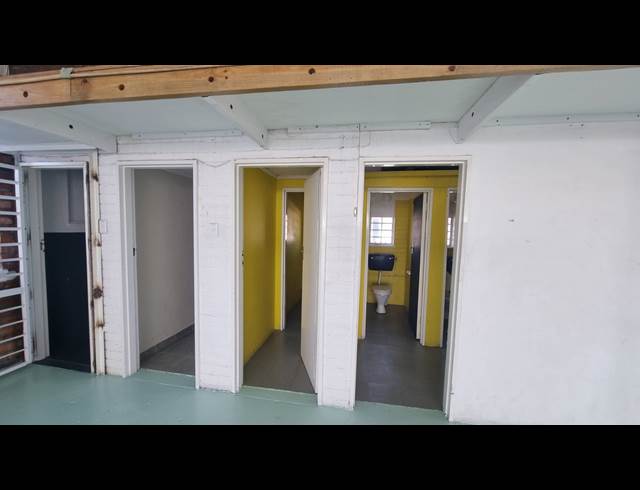 365M² BUILDING TO LET IN WOODSTOCK