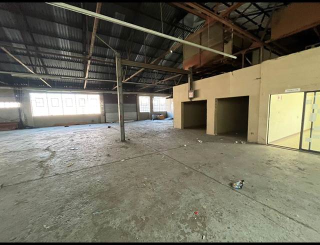 2,421M² WAREHOUSE TO LET IN BOOYSENS RESERVE