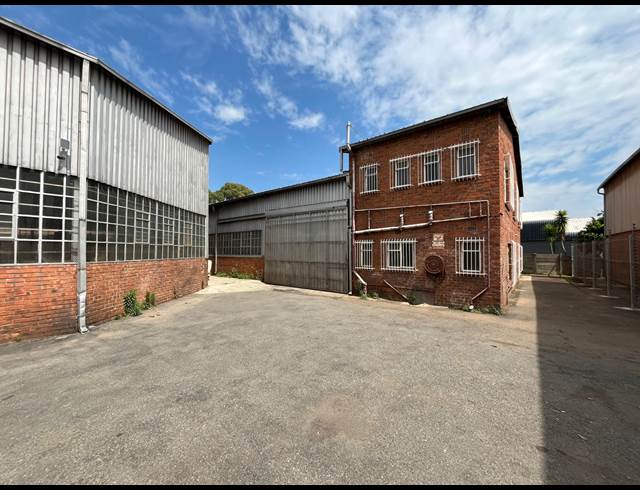 599M² WAREHOUSE TO LET IN NEW ERA