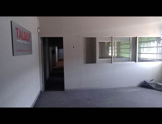 1,237M² WAREHOUSE TO LET IN BENROSE
