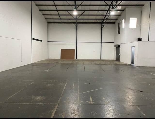 445M² WAREHOUSE TO LET IN EPPING INDUSTRIAL