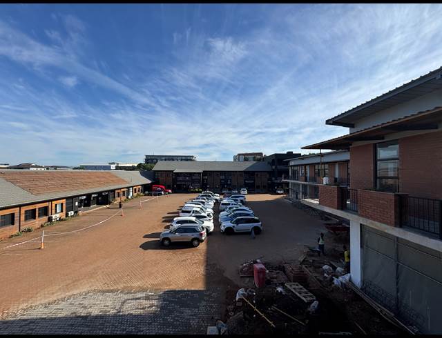 69M² BUSINESS CENTRE TO LET IN BALLITO CENTRAL