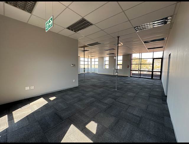 148.40M² OFFICE TO LET IN HIGHVELD TECHNOPARK