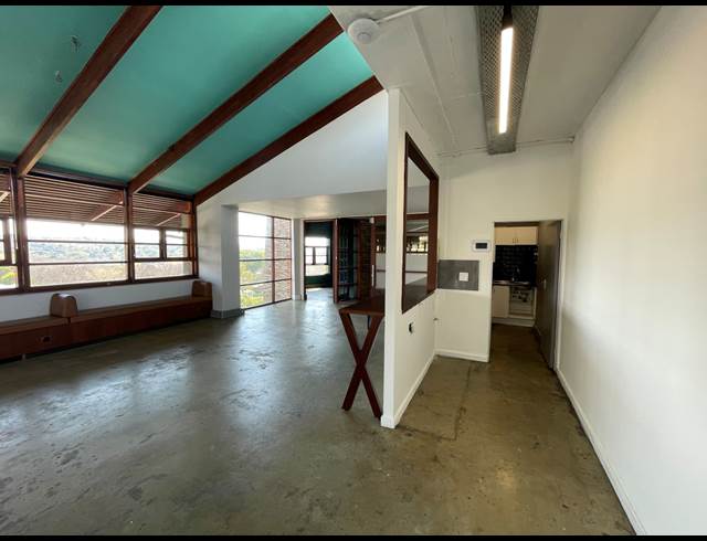 308.50M² OFFICE TO LET IN PARKHURST
