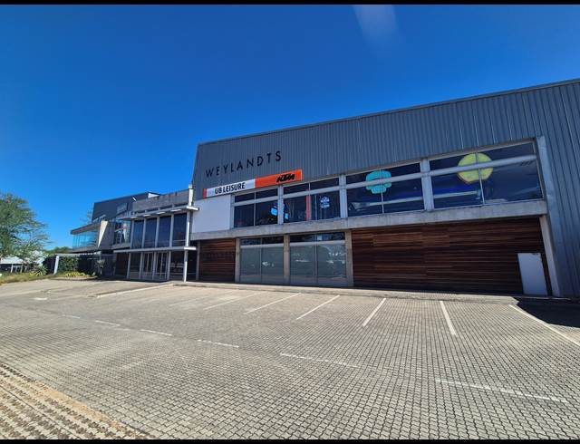 1,360M² SHOWROOM TO LET IN RIVERSIDE PARK