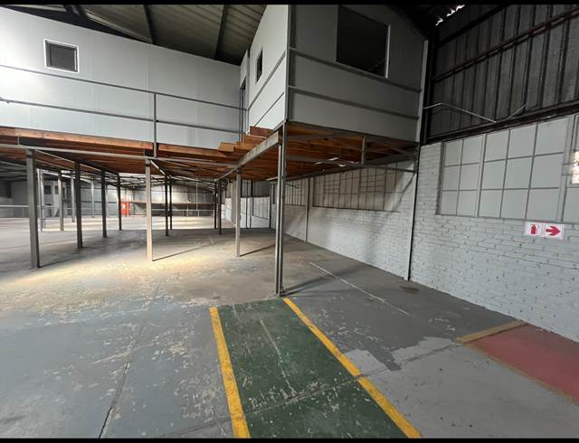 1,200M² WAREHOUSE TO LET IN WADEVILLE