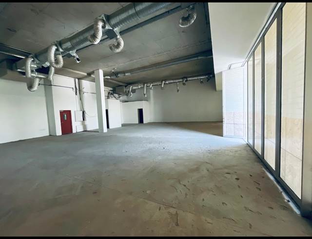 237M² RETAIL TO LET IN FOURWAYS