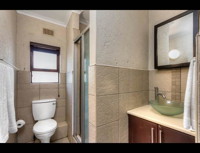 3 BEDROOM APARTMENT TO LET IN MORNINGSIDE