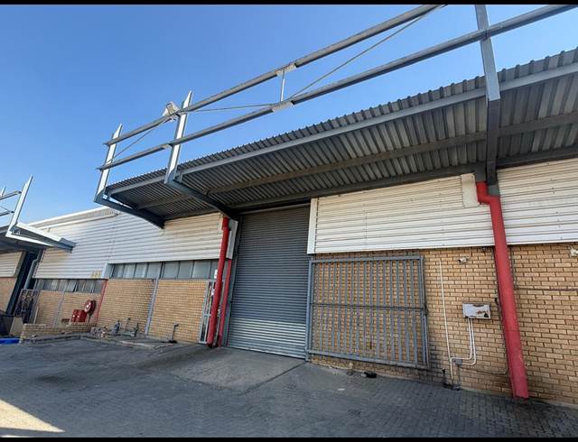 667M² WAREHOUSE TO LET IN HALFWAY HOUSE