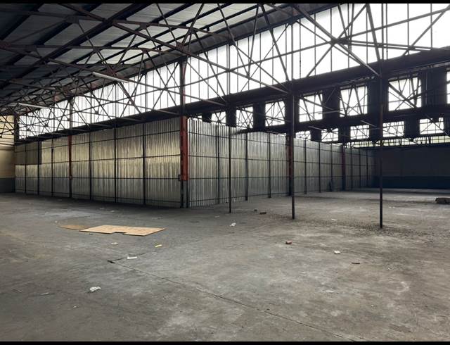 2,500M² WAREHOUSE TO LET IN BOOYSENS RESERVE