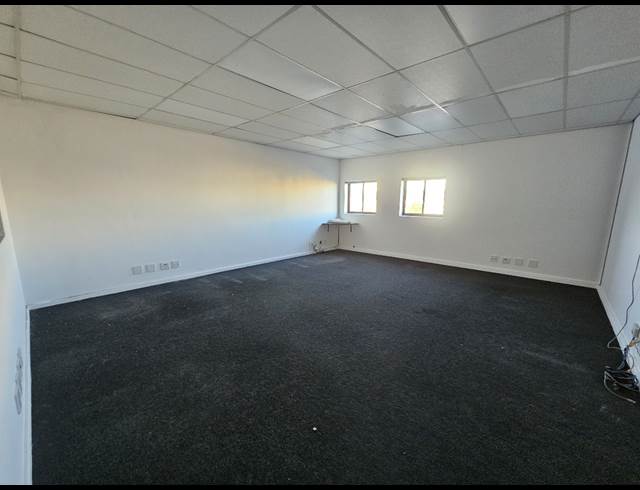 420M² WAREHOUSE TO LET IN RIVERGATE