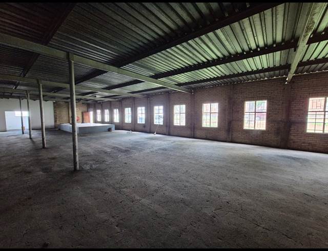 1,200M² WAREHOUSE TO LET IN WADEVILLE