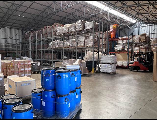 2,300M² WAREHOUSE TO LET IN MEADOWDALE