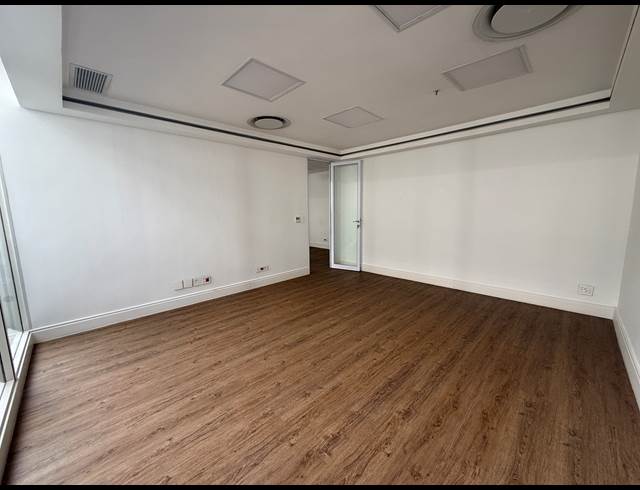 216M² OFFICE TO LET IN ROSEBANK