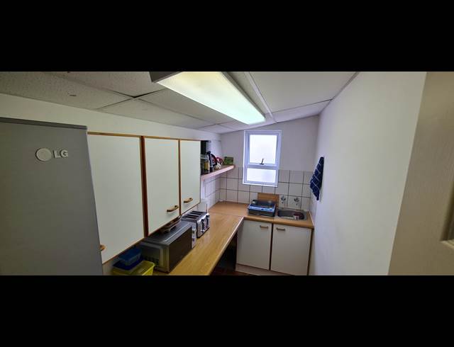 150M² OFFICE TO LET IN DIEP RIVER