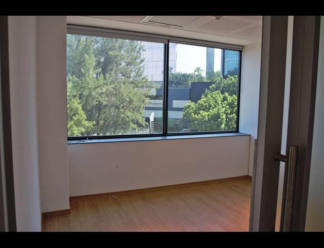 410M² OFFICE TO LET IN SANDOWN
