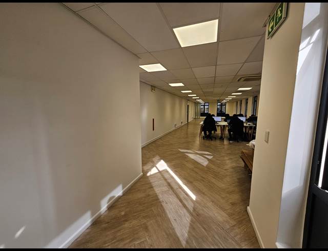 509M² OFFICE TO LET IN CAPE TOWN CITY CENTRE