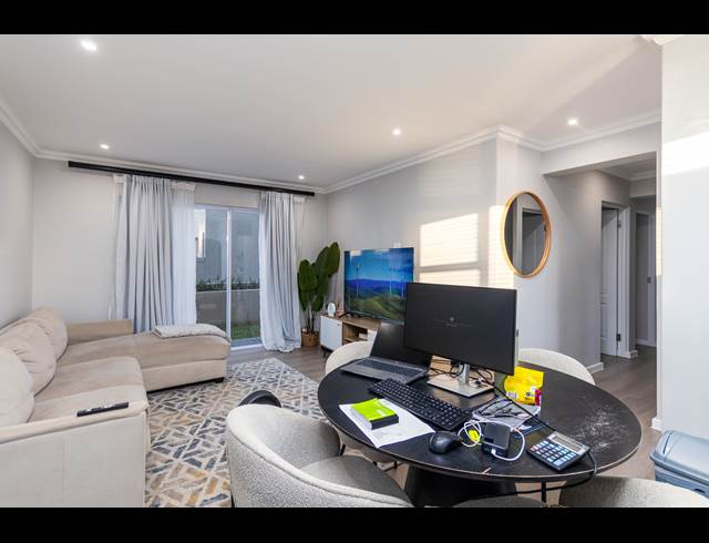 3 BEDROOM APARTMENT TO LET IN SUNNINGDALE