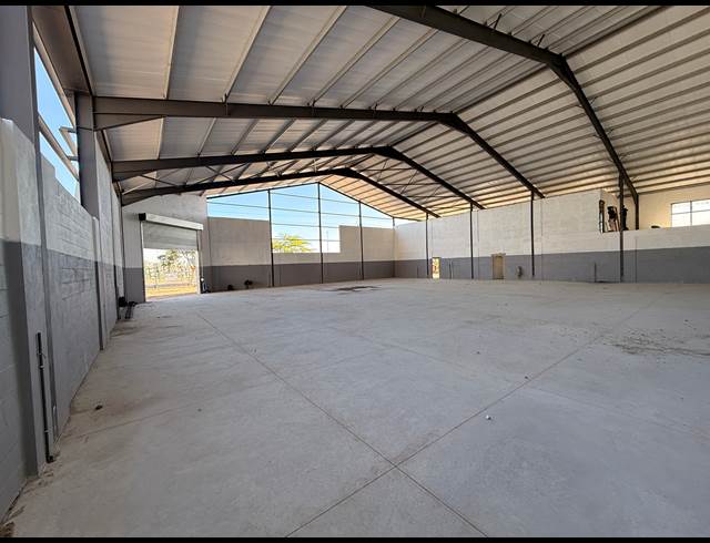 794M² WAREHOUSE TO LET IN BLACKHEATH INDUSTRIAL